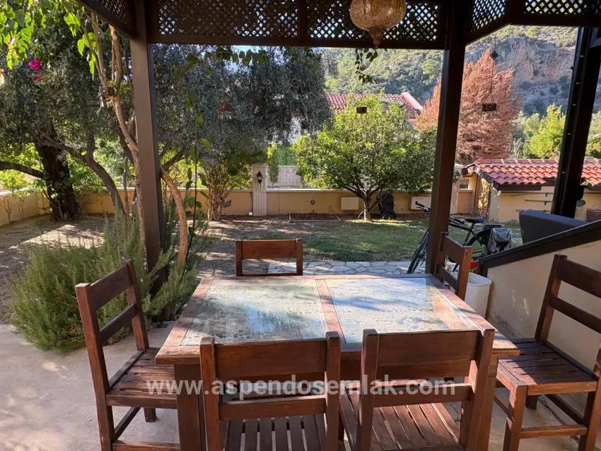 4+2-Zimmer Villa Zu verkaufen in Dalyan Bz. Ortaca - 200 m²