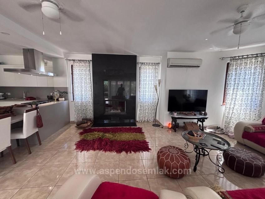 5+1 Villa Zum Verkauf Auf Einem 980 M² Großen Grundstück An Der Ecke In Dalyan Maraş