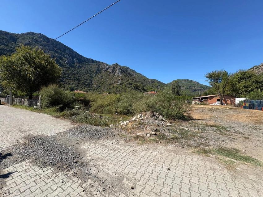 Grundstück Mit Baugenehmigung Im Dorfsiedlungsgebiet Von Mergenli Zu Verkaufen