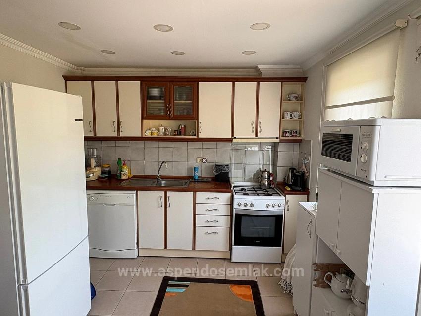 Zweistöckiges Haus Auf Einem 514 M² Großen Grundstück In Okçular Zu Verkaufen.