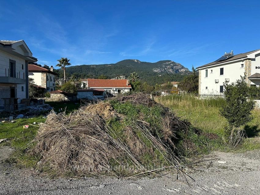 841 M² Großes Grundstück Zum Verkauf In Dalyan Gülpınar Mit 15 % Bebauung.