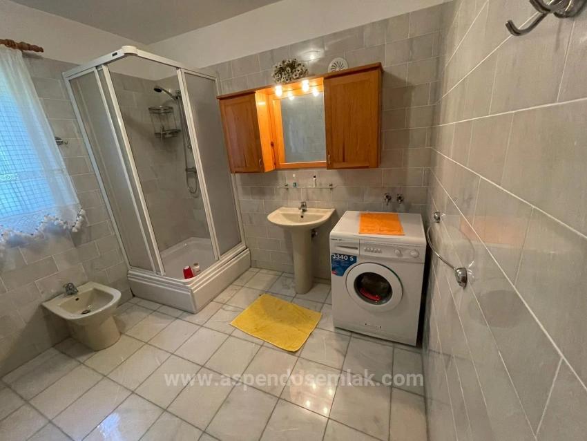 5+2-Zimmer-Villa In Çandır Mit Meer- Und Seeblick Zu Verkaufen