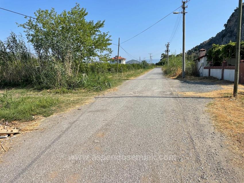 Feld Zu Verkaufen in Dalyan Bz. Ortaca - Gehäuse-Zonierung - 10.000 m²