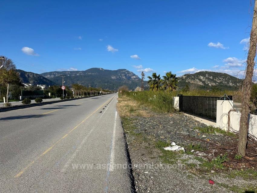 Land Zu Verkaufen in Dalyan Bz. Ortaca - Bevorzugte Gegend-Zonierung - 5.111 m²