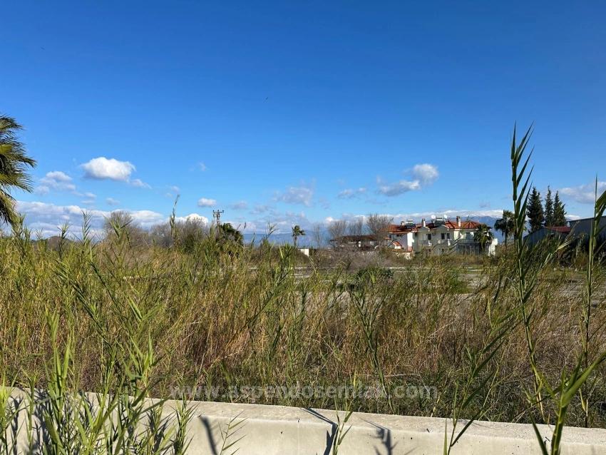 5.111 M² Großes Gewerbe- Und Wohngrundstück Zum Verkauf, Direkt An Der Hauptstraße In Dalyan Gelegen