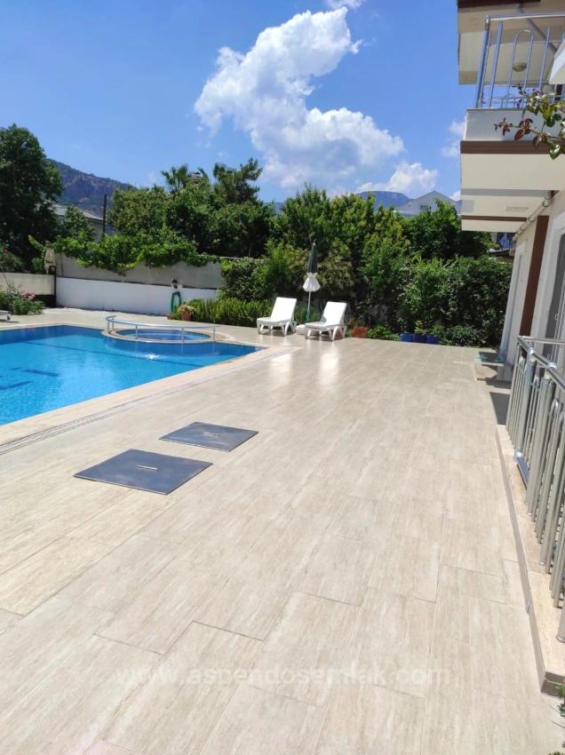 4+1 Villa Zum Verkauf Auf Einem Eckgrundstück Von 545 M2 In Dalyan Gülpınar