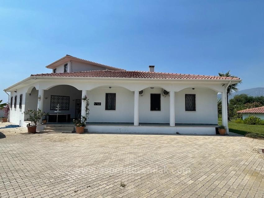 Luxuriöse 4+1-Zimmer-Villa Auf Einem 7000 M² Großen Grundstück Mit Blick Auf Den Strand Von Dalyan Iztuzu Zu Verkaufen