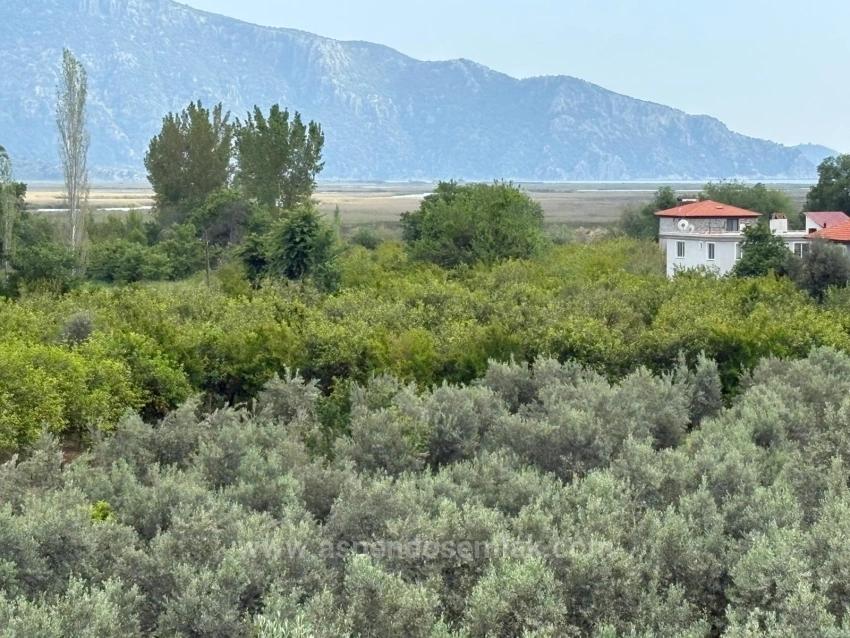 1.721 M² Großes Grundstück Zum Verkauf Mit Meer- Und Seeblick Im Dorf Çandır