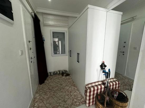 Eingeschossiges Haus Mit 2 Schlafzimmern Und Einem Zusätzlichen Zimmer Auf Einem 459 M² Großen Grundstück In Okçular Zu Verkaufen