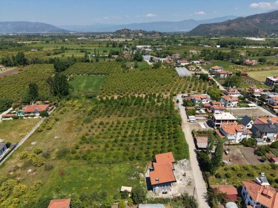 Grundstück Zum Verkauf In Okçular, 1050 M², Im Wohngebiet Des Dorfes.