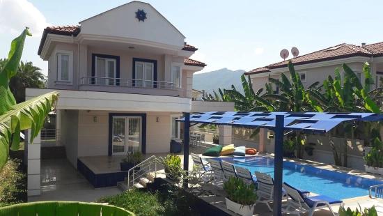 4+1 Villa Zum Verkauf In Dalyan Gülpınar, 573m2