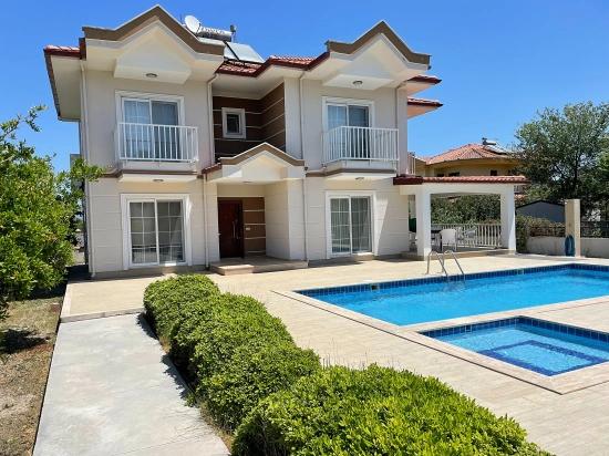 4+1 Villa Zum Verkauf Auf Einem 579 M² Großen Grundstück In Dalyan Gülpınar