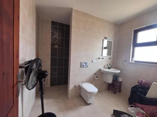 Eckgrundstück Mit 980 M² Und 5+1 Zimmern In Dalyan, Maraş, Zu Verkaufen.