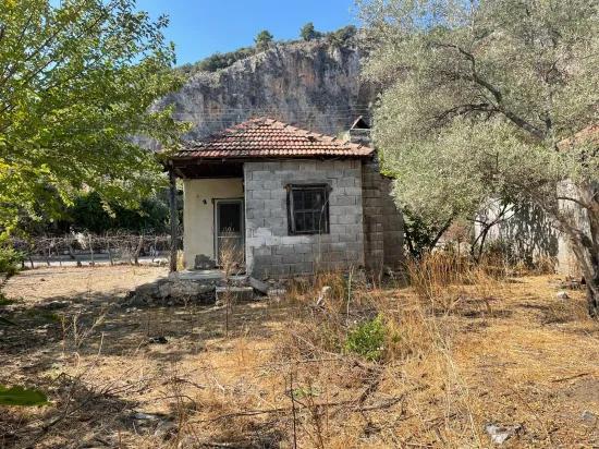 Freistehendes Haus (2765 M²) In Çandır, Direkt Am Kanal, Zu Verkaufen.