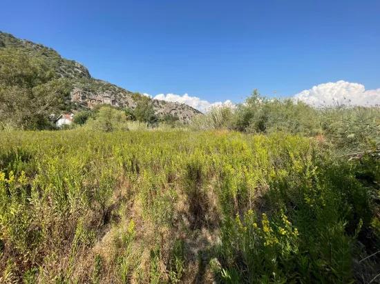 Freistehendes Haus (2765 M²) In Çandır, Direkt Am Kanal, Zu Verkaufen.