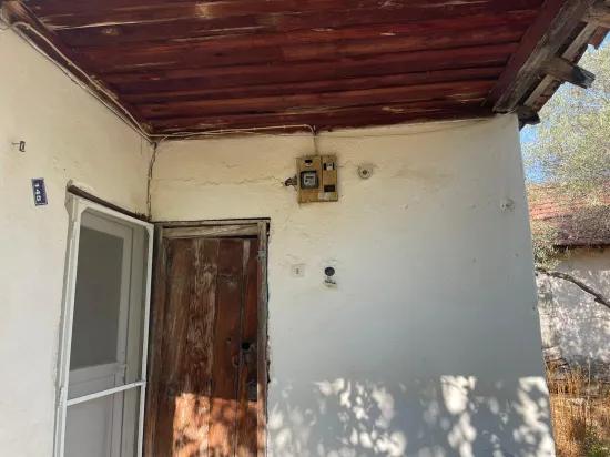 Freistehendes Haus (2765 M²) In Çandır, Direkt Am Kanal, Zu Verkaufen.