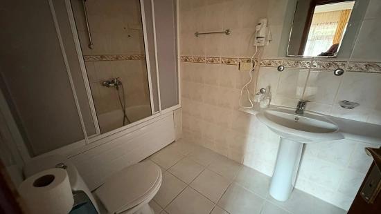 30-zimmer-hotel In Dalyan Zu Verkaufen, In Der Nähe Des Kanals