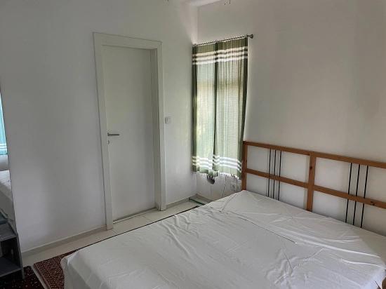 Freistehendes, Eingeschossiges Haus Auf Einem 2882 M² Großen Grundstück In Eskiköy Zu Verkaufen.