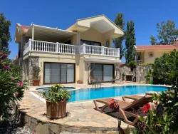 4+1-Zimmer Villa Zu verkaufen in Dalyan Bz. Ortaca - 880 m²