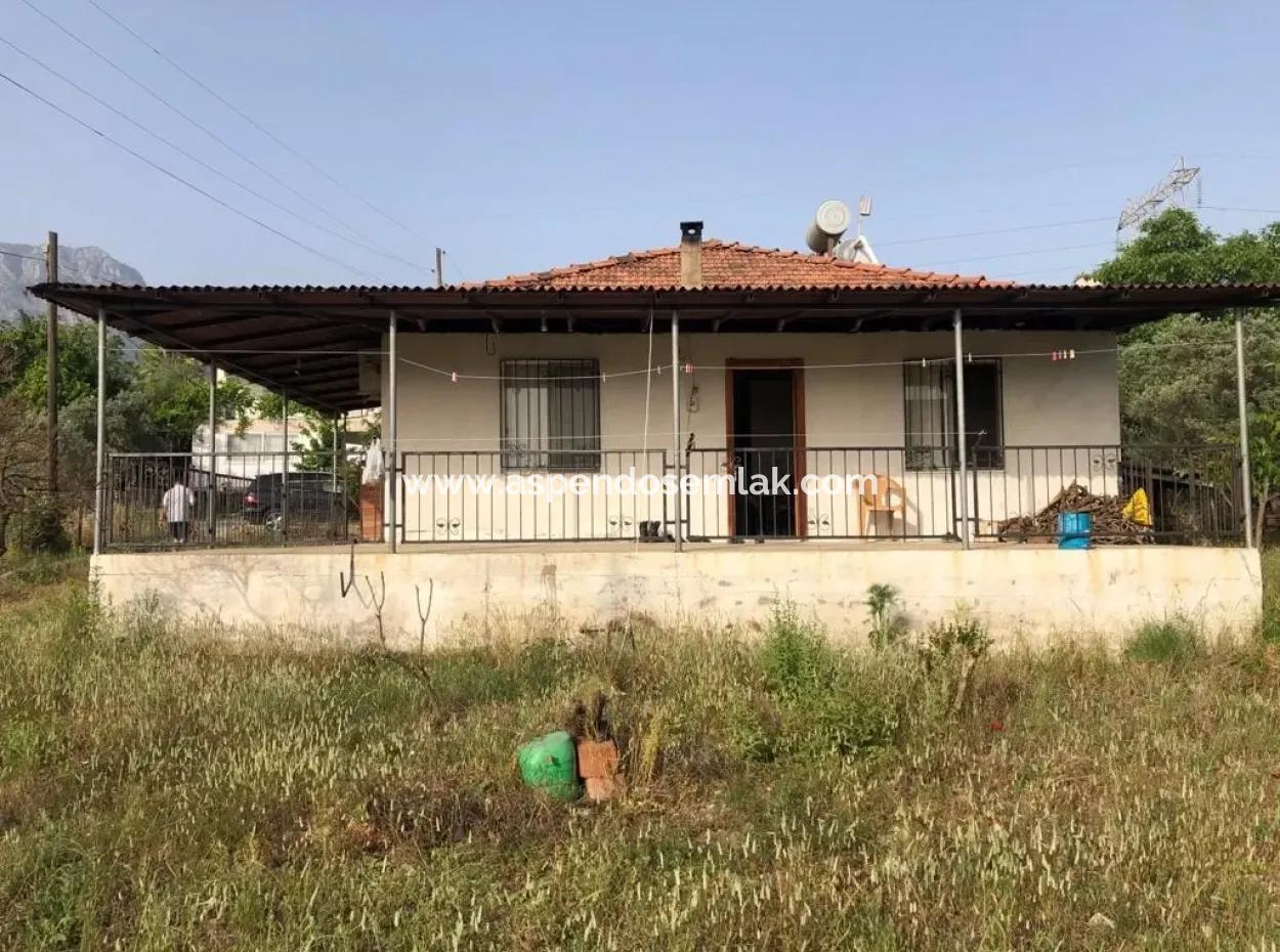 Haus Im Dorf In Koycegiz, 903M2 2 1 Zeytinalani Steht Zum Verkauf.
