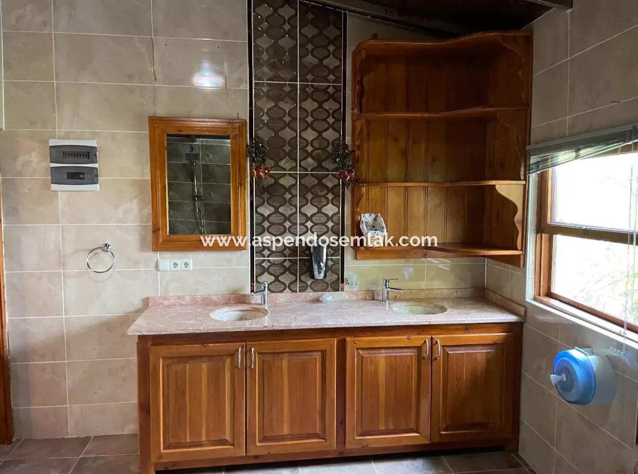 19-Zimmer-Hotel Zum Verkauf Auf 7.500 M2 Grundstück In Dalyanda