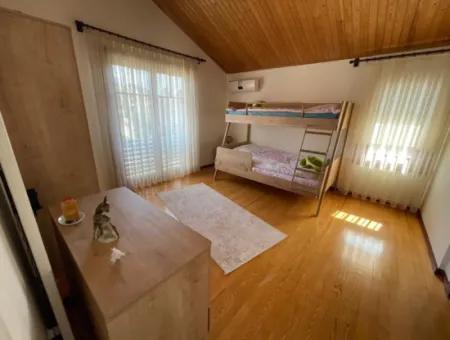 Duplex-Holzvilla Zum Verkauf In Dalyan Gülpınar Auf 900M2 Grundstück