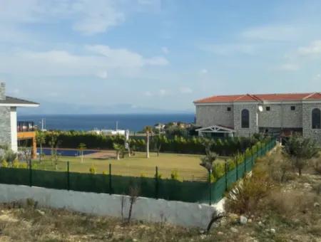 Grundstück Zum Verkauf In Der Nachbarschaft Von Çeşme Dalyan Mit Vollem Meerblick 1176M2 Zoneneinteilung