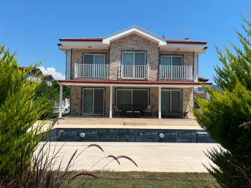 4+1 Bedroom Villa For Sale in Dalyan Nbh. Ortaca - 500 m²