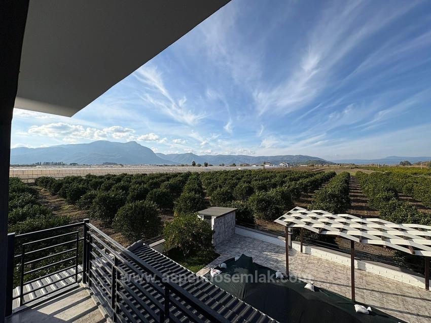 4+1 Villa For Sale In Eskiköy, Located In A 14,136 M2 Field