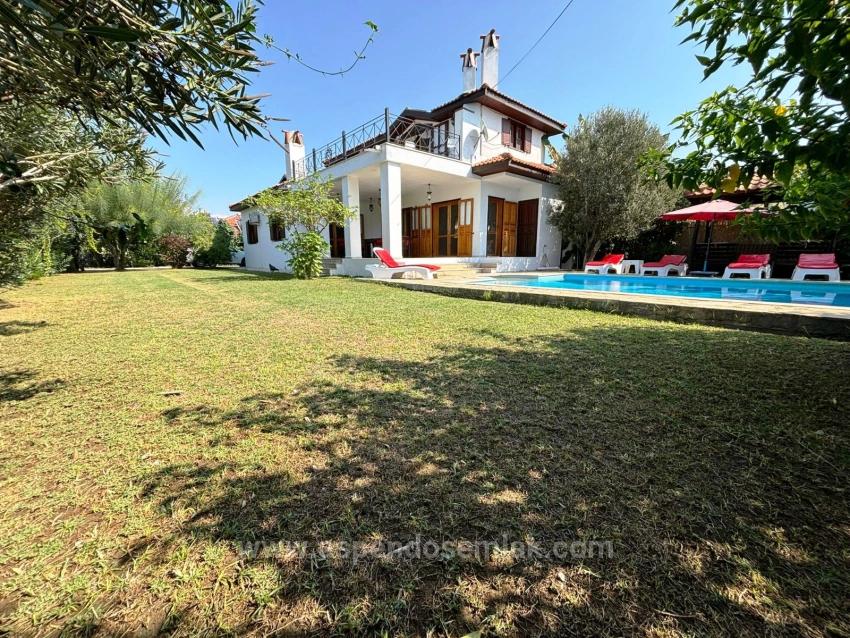 Villa For Sale On A 600M2 Plot In Dalyan Arıkbaşı