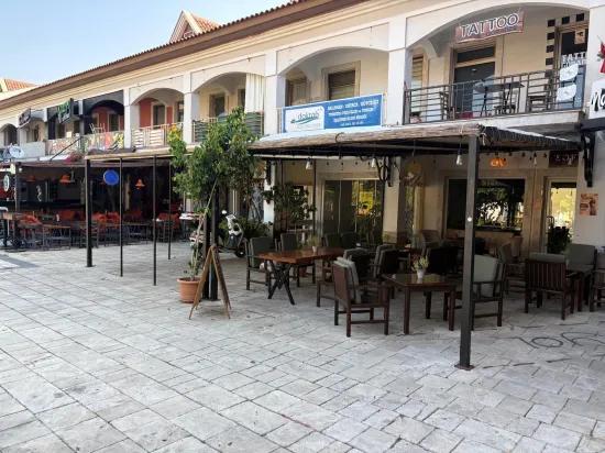 In the centre of Dalyan, 45m2 shop for sale