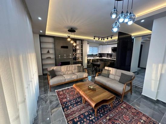4+1 Villa For Sale In Eskiköy, Located In A 14,136 M2 Field