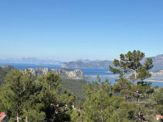 1000m2 Land For Sale With Sea View In Gökbel Village Residential Area
