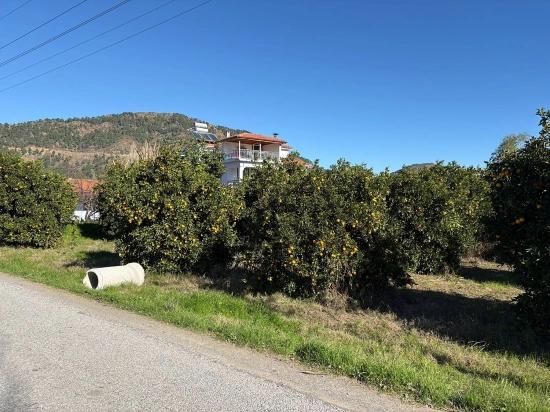 Land For Sale In Ekşiliyurt, With Zoning Permit, Within A 1085m2 Built-up Area.