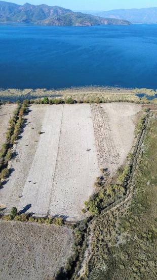 3210m2 2b Land For Sale In Çandır, Right On The Lakefront