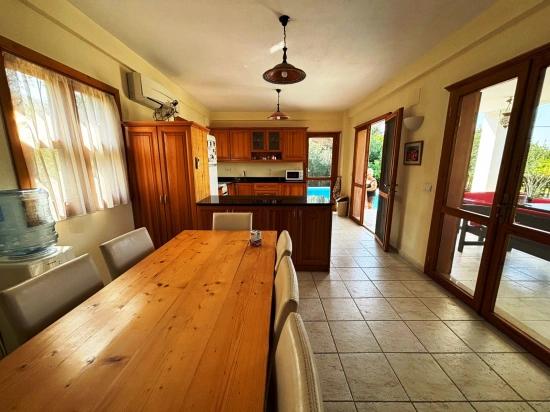 Villa For Sale On A 600m2 Plot In Dalyan Arıkbaşı
