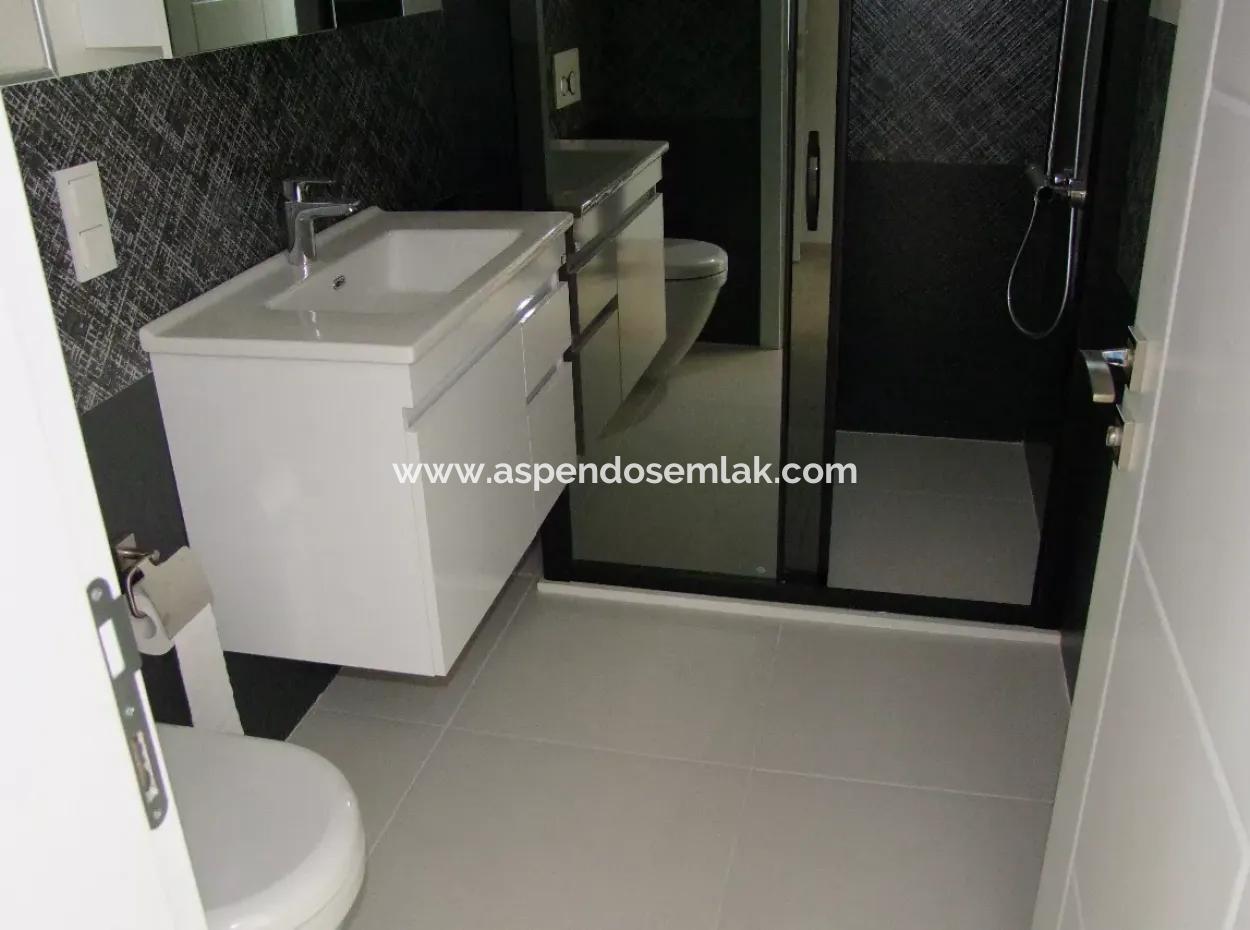 Luxury Villa For Sale In Zeytinalanda Köyceğinz Zeytınalanda 6800M2 Land Villa For Sale With Full Lake View