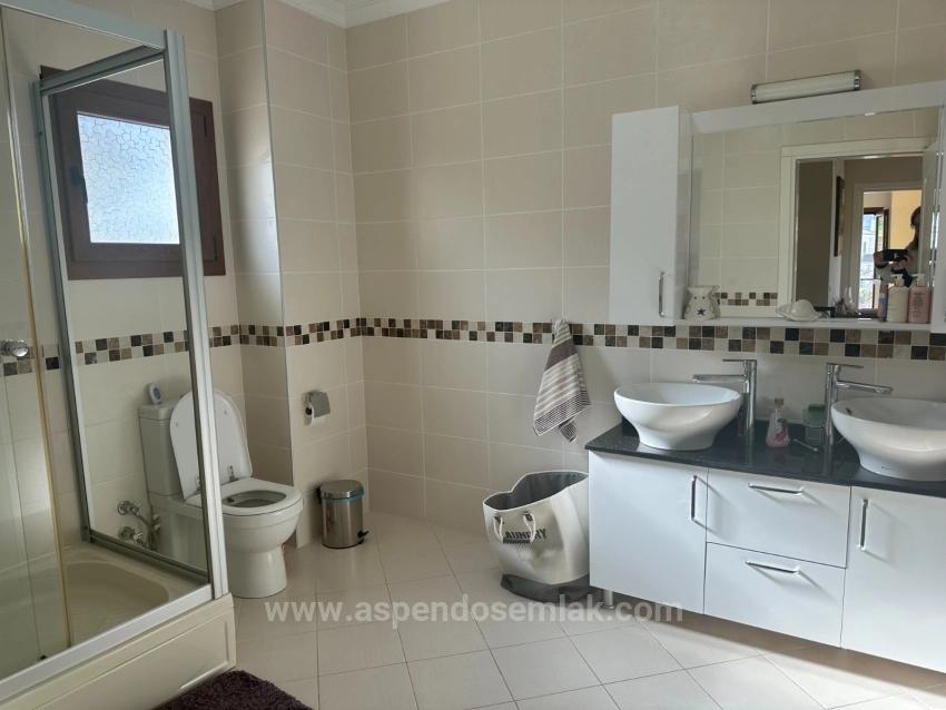 Вилла 4+1 На Продажу На Участке 500М2 Недалеко От Центра Дальяна