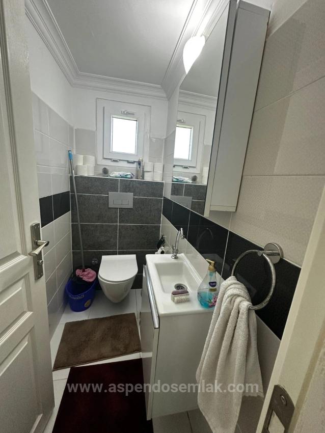 Продается Одноэтажный Дом С 2 Спальнями И 1 Ванной Комнатой На Участке 459 М2 В Окчуларе.