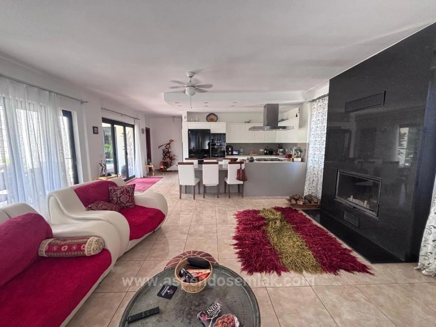 Вилла 5+1 На Продажу На Угловом Участке Площадью 980 М2 В Дальян-Мараше