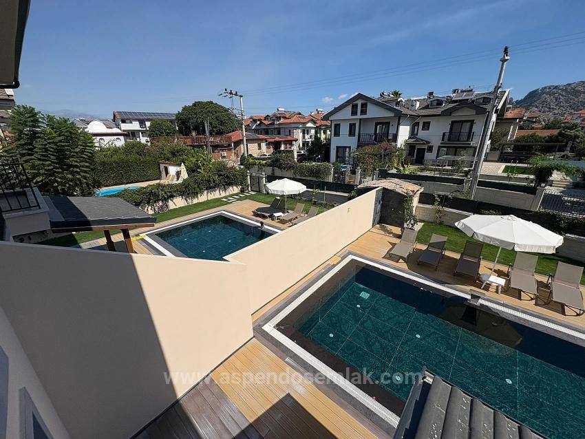 Вилла 4+1 На Продажу В Гюльпинаре, Дальян