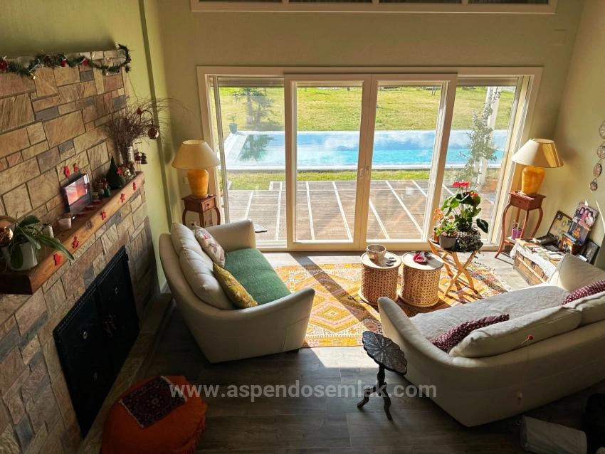 Продажа Виллы 3+1 На Участке 5000М2 В Дальяне