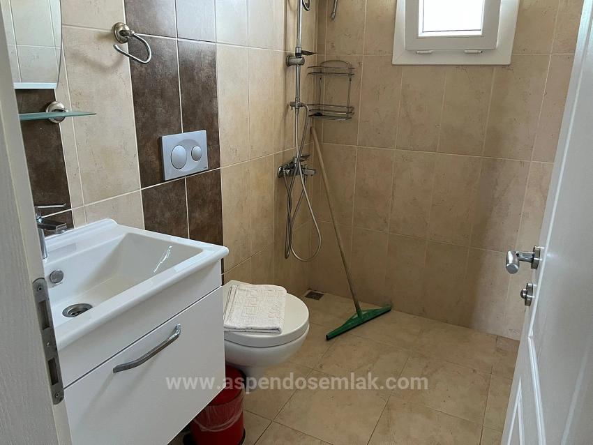 Угловой Участок, 600 М2, Вилла 3+1, Продается В Дальяне.