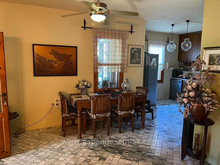 Каменная Вилла На Продажу В Дальян Гюльпынар На Участке 580М2