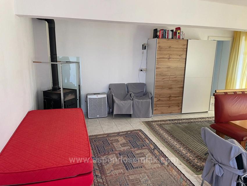 Продается Отдельно Стоящий Одноэтажный Дом На Участке Площадью 2882 М2 В Городе Эскикёй.