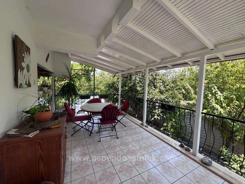 Вилла 3+1 На Продажу На Участке 1151М2 В Окчуларе