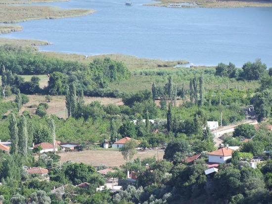 Земля 1252m2 На Продажу С Видом На Озеро В Чандыре