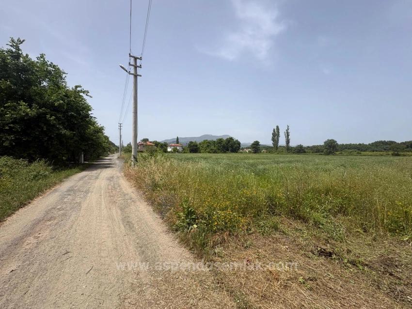 Okçular Marmarlı'da 2390M2 Satılık Arsa