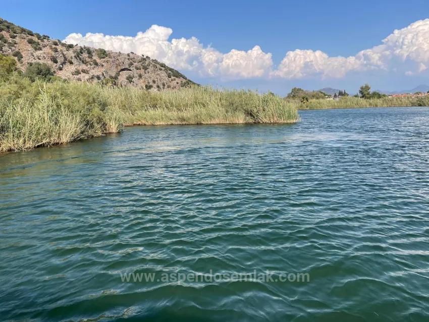 Çandır'da Kanala Sıfır 2765M2 Satılık Müstakil Ev