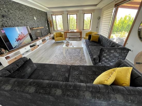 Dalyan İztuzu Manzaralı 7000M2 Arsa İçinde 4+1 Satılık Lüks Villa
